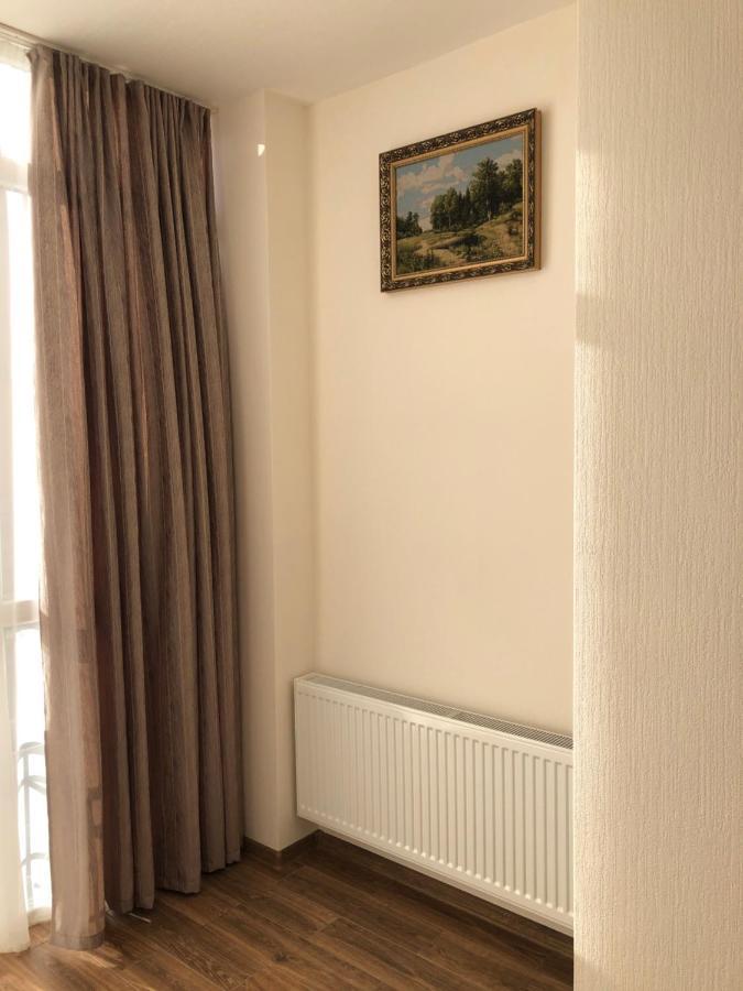 Квартира С Двумя Комнатами В Ж/К Атлант Dnjepropetovsk Buitenkant foto