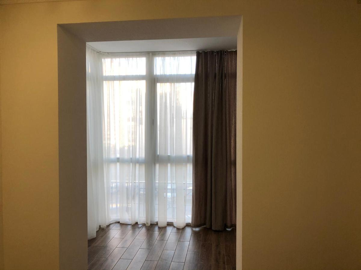 Квартира С Двумя Комнатами В Ж/К Атлант Dnjepropetovsk Buitenkant foto