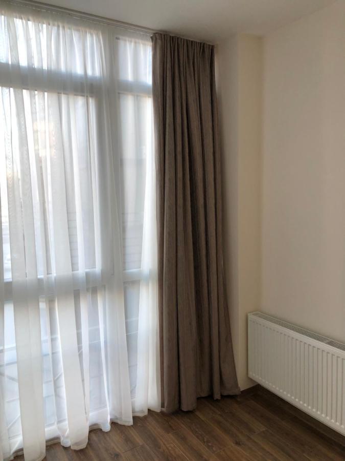 Квартира С Двумя Комнатами В Ж/К Атлант Dnjepropetovsk Buitenkant foto