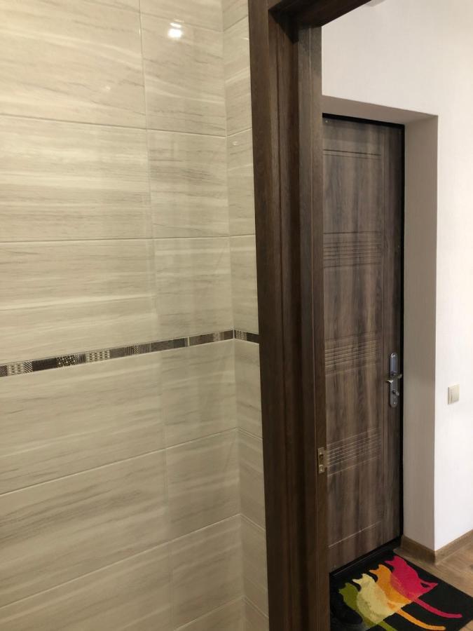 Квартира С Двумя Комнатами В Ж/К Атлант Dnjepropetovsk Buitenkant foto
